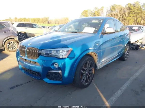 5UXXW7C30H0U26681 2017 BMW X4 - Image 2