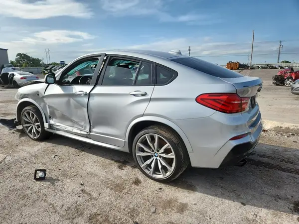 5UXXW7C36H0U26510 2017 BMW X4 - Image 2