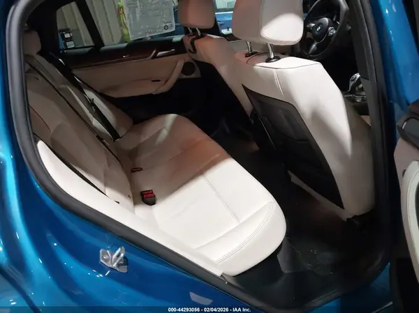 5UXXW7C37H0U26287 2017 BMW X4 - Image 8
