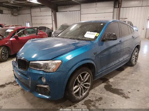 5UXXW7C37H0U26810 2017 BMW X4 - Image 2