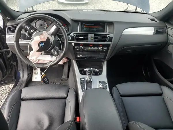 5UXXW7C38H0W63676 2017 BMW X4 - Image 8
