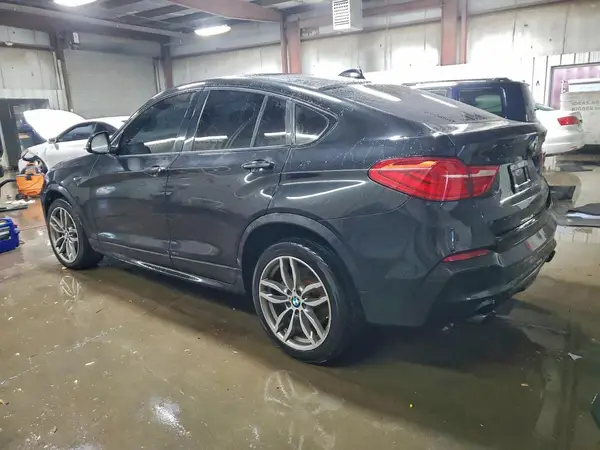 5UXXW7C50H0M91385 2017 BMW X4 - Image 2