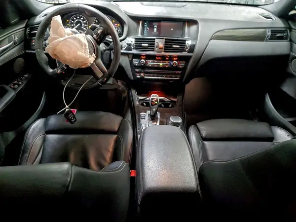 5UXXW7C50H0M91385 2017 BMW X4 - Image 8