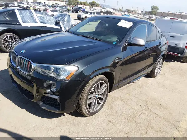 5UXXW7C50J0W64635 2018 BMW X4 - Image 2