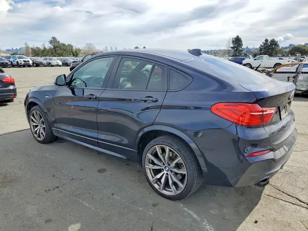 5UXXW7C51H0U25492 2017 BMW X4 - Image 2
