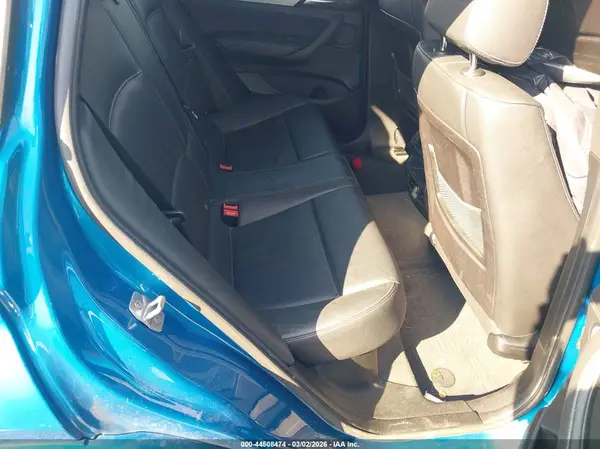 5UXXW7C52H0U24867 2017 BMW X4 - Image 8