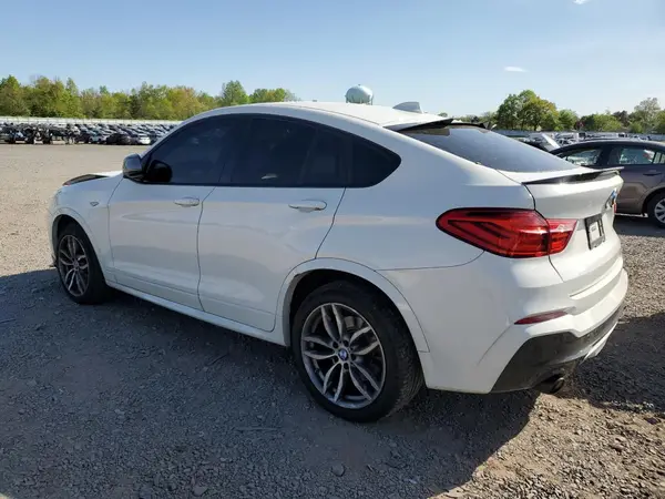 5UXXW7C52J0W64443 2018 BMW X4 - Image 2
