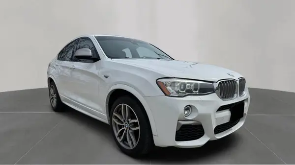 5UXXW7C52J0W64992 2018 BMW X4 - Image 1
