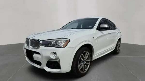 5UXXW7C52J0W64992 2018 BMW X4 - Image 2