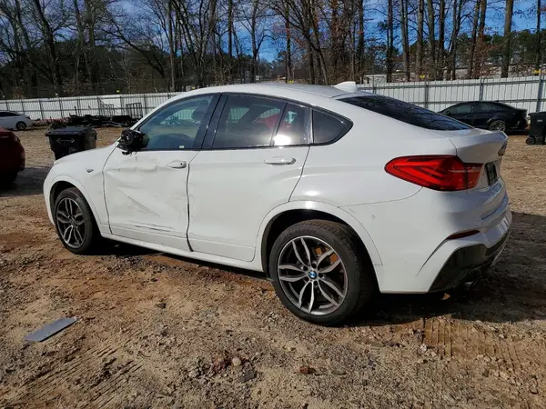 5UXXW7C53J0W64354 2018 BMW X4 - Image 2