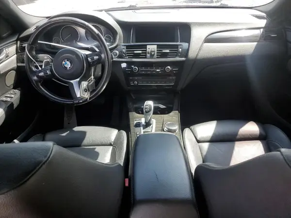 5UXXW7C53J0W64838 2018 BMW X4 - Image 8