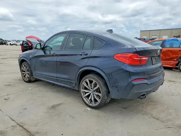5UXXW7C53J0Z44906 2018 BMW X4 - Image 2