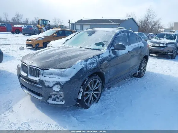 5UXXW7C54J0W64234 2018 BMW X4 - Image 2