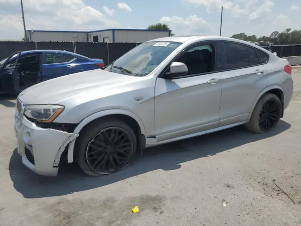 5UXXW7C55J0W63724 2018 BMW X4 - Image 1