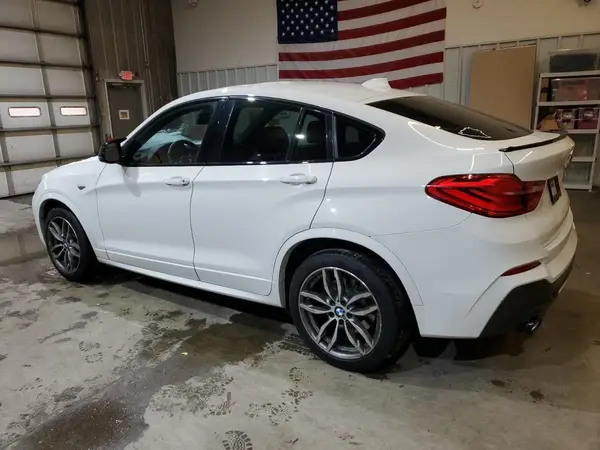 5UXXW7C55J0W63951 2018 BMW X4 - Image 2