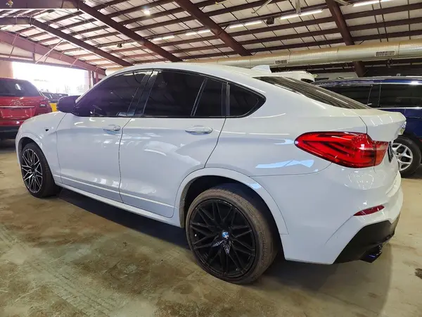 5UXXW7C57J0W63708 2018 BMW X4 - Image 2