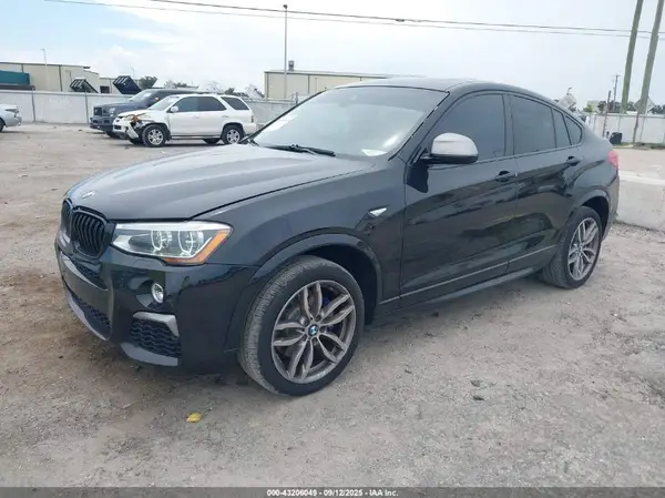 5UXXW7C57J0W63935 2018 BMW X4 - Image 2