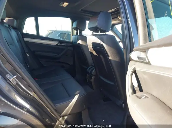 5UXXW7C58H0U25117 2017 BMW X4 - Image 8