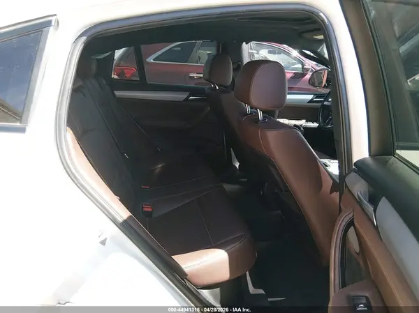 5UXXW7C58H0U25442 2017 BMW X4 - Image 8