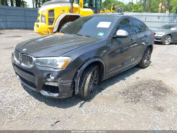 5UXXW7C58J0W64169 2018 BMW X4 - Image 2