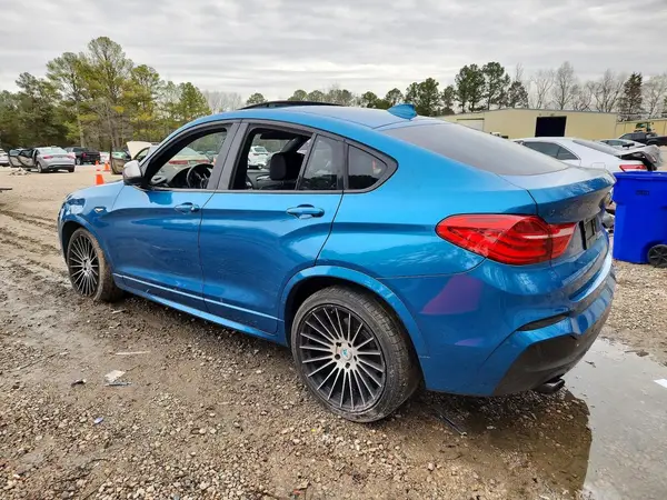 5UXXW7C5XJ0W63847 2018 BMW X4 - Image 2
