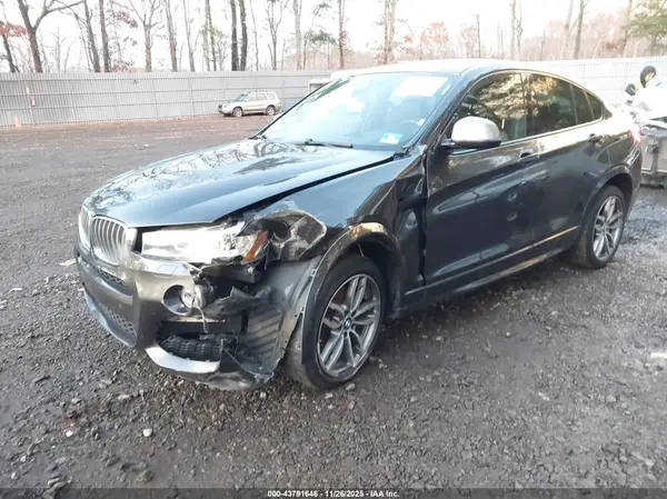 5UXXW7C5XJ0W64089 2018 BMW X4 - Image 2