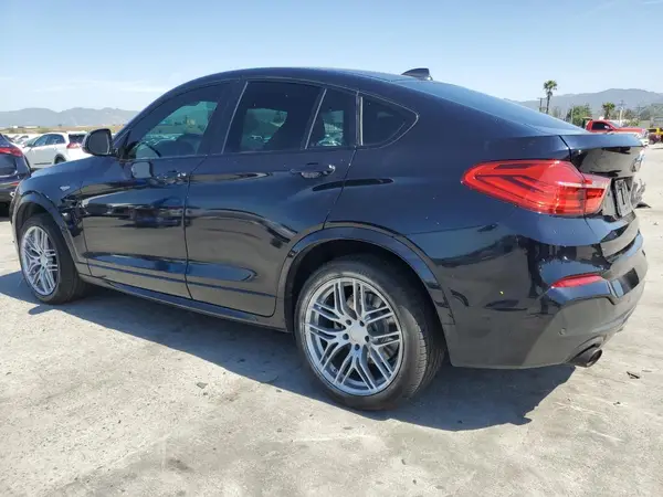 5UXXW7C5XJ0W64139 2018 BMW X4 - Image 2