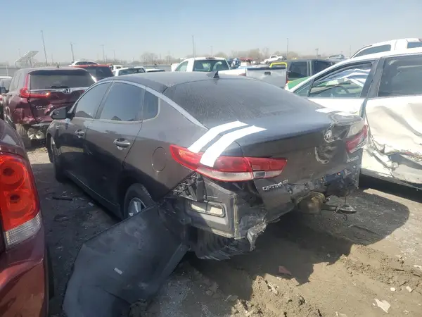 5XXGM4A73CG064042 2017 KIA OPTIMA - Image 2