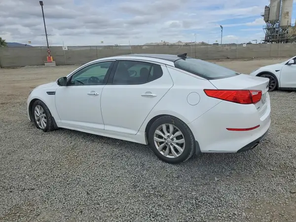 5XXGN4A70FG480101 2016 KIA OPTIMA - Image 2