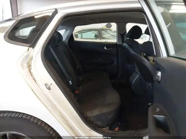 5XXGT4L10GG006214 2016 KIA OPTIMA - Image 8