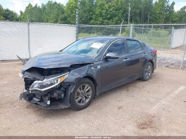 5XXGT4L10GG012417 2016 KIA OPTIMA - Image 2