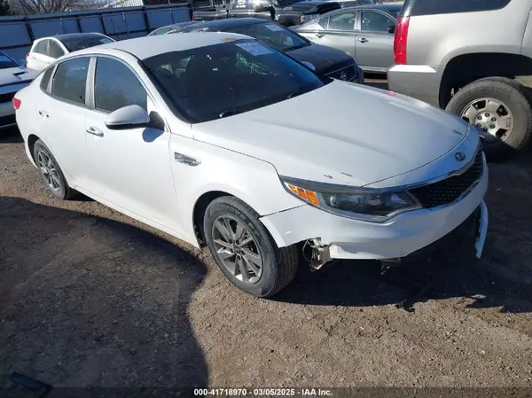 5XXGT4L10GG019366 2016 KIA OPTIMA - Image 1