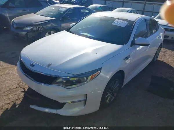 5XXGT4L10GG019366 2016 KIA OPTIMA - Image 2
