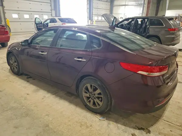 5XXGT4L10GG029895 2016 KIA OPTIMA - Image 2