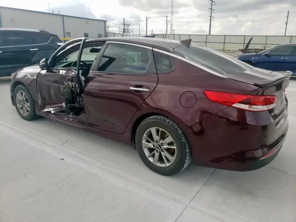 5XXGT4L10GG063898 2016 KIA OPTIMA - Image 2