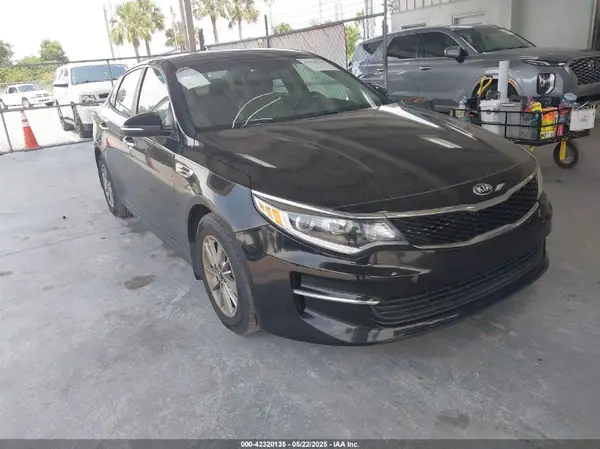 5XXGT4L11GG067068 2016 KIA OPTIMA - Image 1