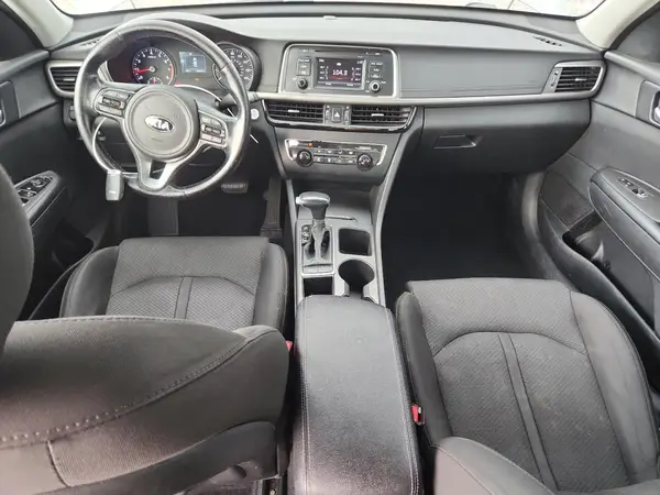 5XXGT4L11GG109951 2016 KIA OPTIMA - Image 8