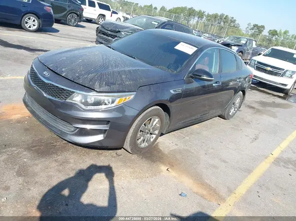 5XXGT4L11HG175241 2017 KIA OPTIMA - Image 2