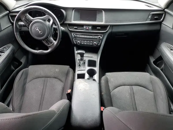 5XXGT4L11JG249652 2018 KIA OPTIMA - Image 8