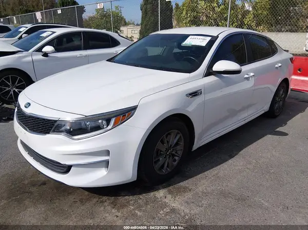 5XXGT4L12GG032877 2016 KIA OPTIMA - Image 2