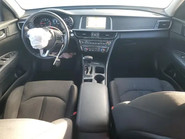 5XXGT4L12GG053700 2016 KIA OPTIMA - Image 8