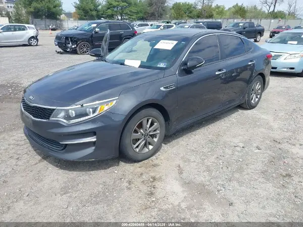 5XXGT4L12HG173515 2017 KIA OPTIMA - Image 2