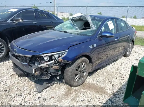 5XXGT4L13GG003033 2016 KIA OPTIMA - Image 2