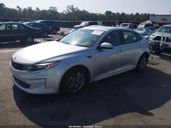 5XXGT4L13GG035805 2016 KIA OPTIMA - Image 2
