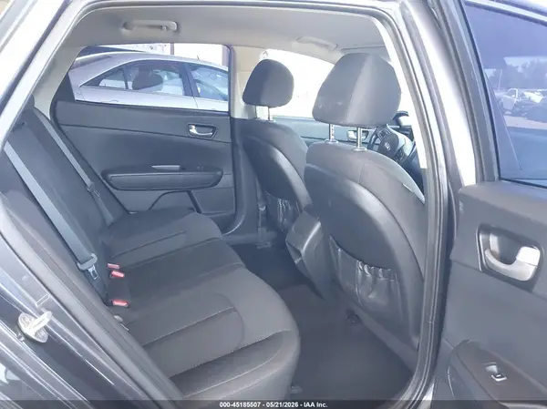 5XXGT4L13GG040101 2016 KIA OPTIMA - Image 8