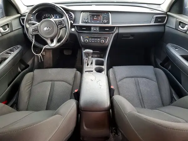 5XXGT4L13GG040695 2016 KIA OPTIMA - Image 8