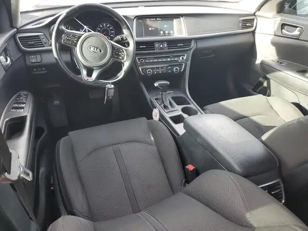 5XXGT4L13GG056136 2016 KIA OPTIMA - Image 8