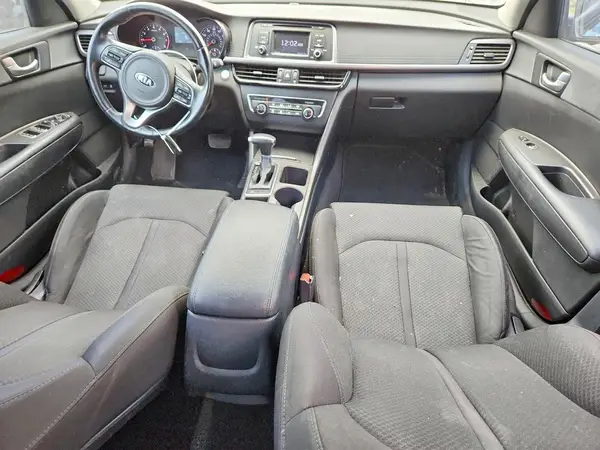 5XXGT4L13GG074622 2016 KIA OPTIMA - Image 8