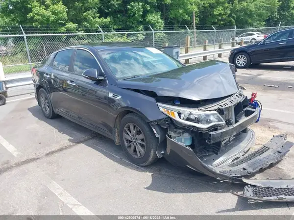 5XXGT4L13GG095163 2016 KIA OPTIMA - Image 1