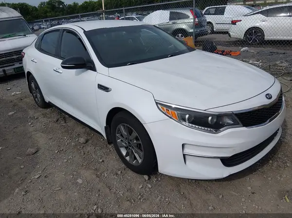 5XXGT4L13HG174172 2017 KIA OPTIMA - Image 1